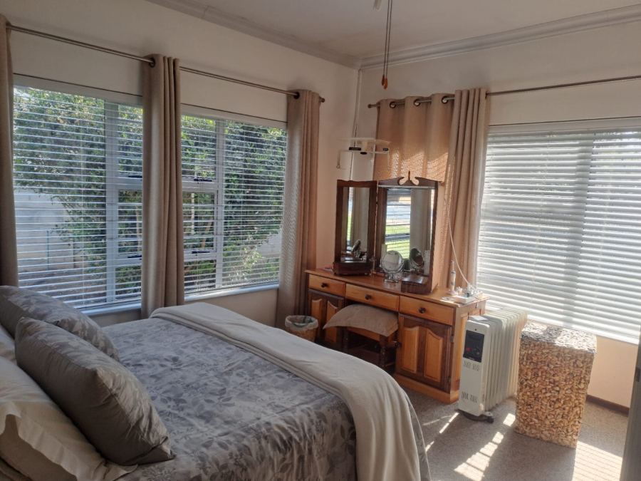 4 Bedroom Property for Sale in Jan Cillierspark Free State
